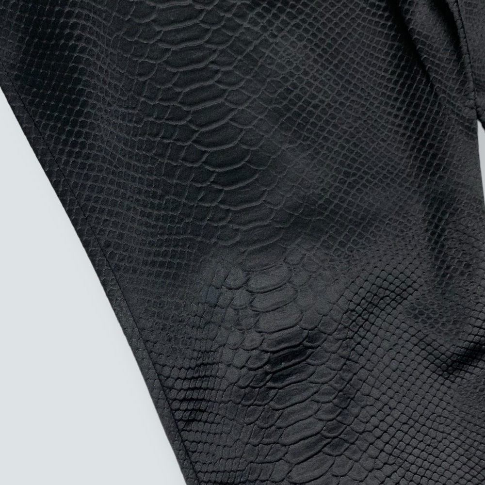 TRICOT CHIC Black “Scales” pattern Women’s Dress Pants Size US 8 NWOT - Picture 7 of 9